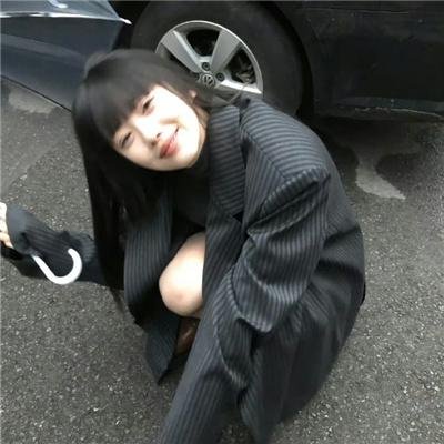 裙底春